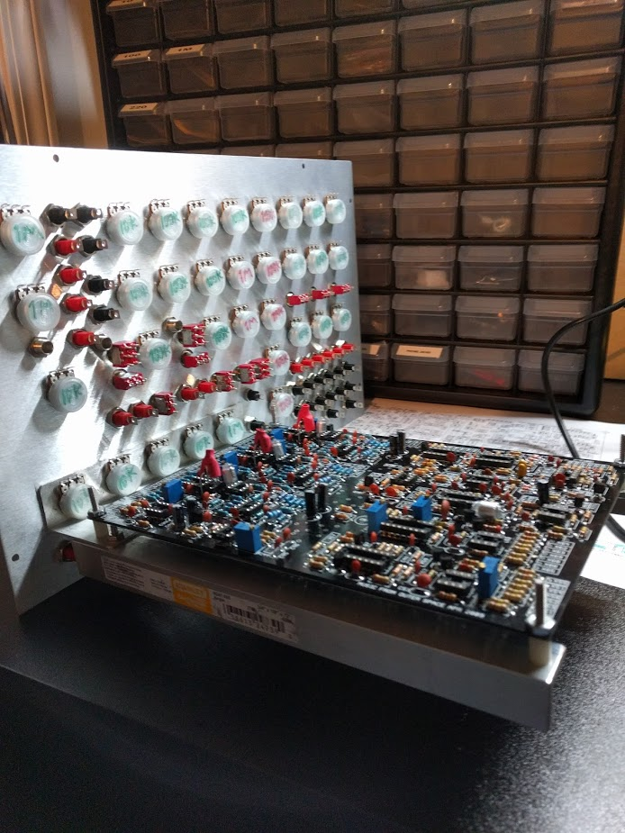 Aluminum L-channel PCB mount