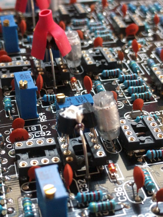 Matched pair 2N3904 transistors and 2K Metal Film Tempco